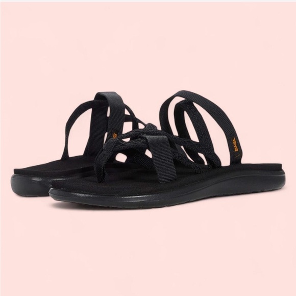 Teva Voya black slides - Picture 1 of 4